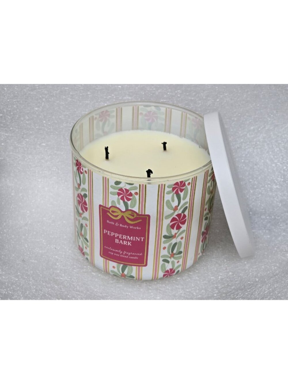 Bath & Body Works Peppermint Bark 3-Wick Candle 14.5 oz Scented Soy Wax Blend
